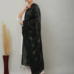 Bunkraft Woven Design Cotton Silk Ikat Dupatta image 5