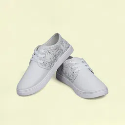 Spotwalk Men Printed Sneakers image 4