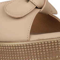 Inc 5 Women High-Top Wedge Sandals with Bows image 5