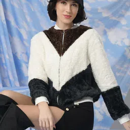 TANDUL Women Geometric Checked Lightweight Crop Tailored Jacket image 4