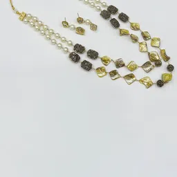 VANSHIKA JEWELS & Jaipuri Tanjour Beaded Jewellery Set image 2