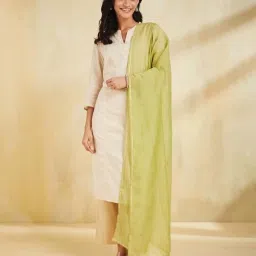 Fabindia Green Embroidered Dupatta image 1