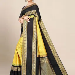 AMRUTKALA SAREES Geometric Woven Design Zari Banarasi Saree image 3