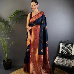Elora Navy Blue Floral Saree With Unstitched Blouse image 5