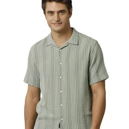 Voi Jeans Men Opaque Striped Casual Shirt-picture-13