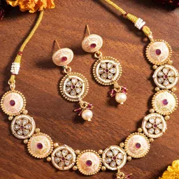Sukkhi Women Gold-Plated Kundan With Meenakari Work Studded & Beaded Jewellery Set image 2