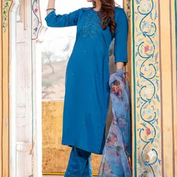 KAYOMMI Floral Embroidered Round Neck Straight Pure Silk Kurta With Trousers & Dupatta image 4