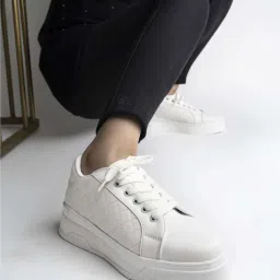 Shoetopia Kids White Casual Sneakers image 1