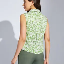 Latin Quarters Green Regular Fit Printed Top image 2