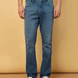 Wrangler Millard Blue Regular Fit Lightly Washed Jeans-image-87