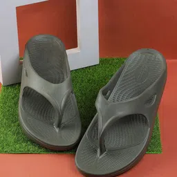 WALKWAY by Metro Men Synthetic Thong Flip-Flops image 1