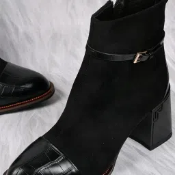 Ronnie Grey Women's Black Casual Booties image 1