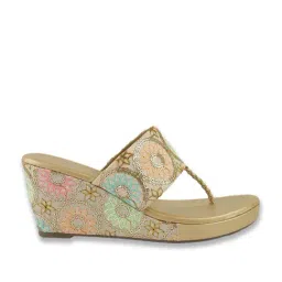 Metro Women's Gold Casual Sandals image 3