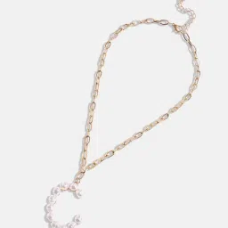 SOHI White Pearl C Alphabet Necklace image 4