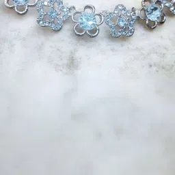 Women Click Stone-Studded Jewellery Set image 2