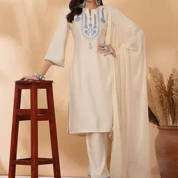 Nayam By Lakshita Floral Embroidered Kurta With Palazzos & Dupatta image 3