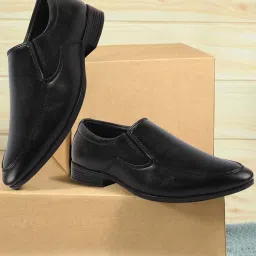 Fausto Men's Black Formal Loafers image 1