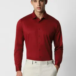 Van Heusen Red Cotton Slim Fit Shirts image 1