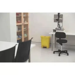 RUBBERMAID Slim Jim 30L Yellow Pedal Waste Bin, 1883573-picture-37