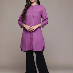 Aarke Ritu Kumar Purple Self Design Kurta-image-38