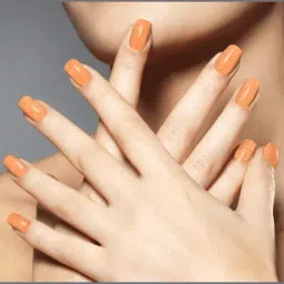 Lakme Glitterati Collection Shine Nail Color Peachy Play - 6 ml image 4