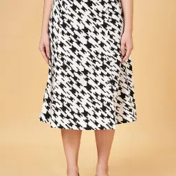 Annabelle by Pantaloons White Printed A-Line Skirt image 1