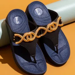 Inc.5 Women's Black Thong Wedges image 1