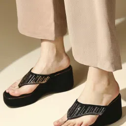 Inc.5 Women's Black Thong Wedges image 1