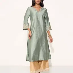 Rangmanch By Pantaloons Green Regular Fit Embroidered Kurta-image-29