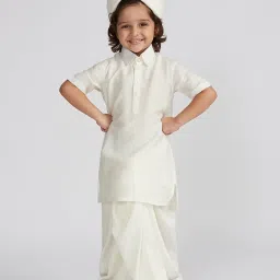 VASTRAMAY Boys White Solid Kurta Set image 1