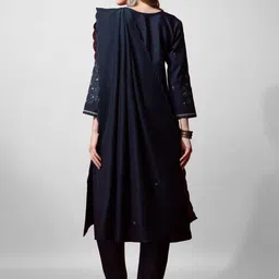 C J Enterprise Women Ethnic Motifs Embroidered Regular Thread Work Kurta with Trousers & With Dupatta image 5