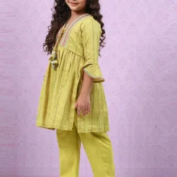 biba girls Biba Kids Olive Green Cotton Printed Kurta Set image 3