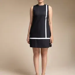 House of Manaa Black Hom Allure Dress-picture-16