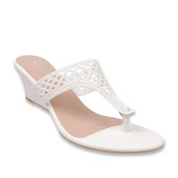 Metro Women's White Thong Wedges image 1