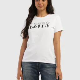 Levi's White Logo Print T-shirt image 1