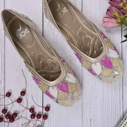 Jove Women's Golden Ethnic Juttis-picture-28