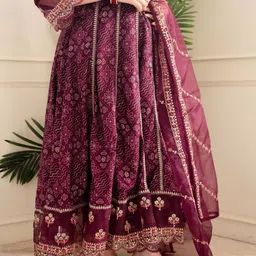 KALINI Ethnic Motifs Printed Panelled V-Neck Anarkali Kurta With Trousers & Dupatta image 3