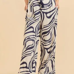 Sweet Dreams White Printed Pyjama image 1