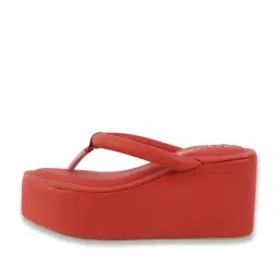 Catwalk Women's Red Thong Wedges image 3