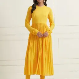 Ikshita Choudhary Yellow Naveli 2 Hand Embellished Wrinkle Cotton Gather Anarkali image 4