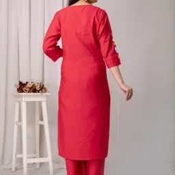 RAISHREE Women Floral Printed Regular Kurta with Trousers & With Dupatta image 5
