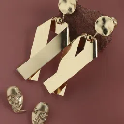 Sohi Exclusively Extraordinary Like No Other Earrings-image-61