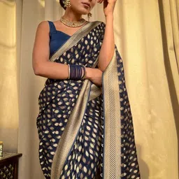 CaniBani Woven Design Zari Silk Blend Heavy Work Banarasi Saree image 2