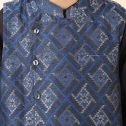 Fabindia Kids Blue Printed Jacket image 5