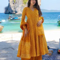 Anni Designer Women Floral Printed Regular Kurta with Palazzos & With Dupatta-picture-12