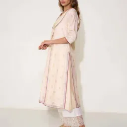 Rangmanch By Pantaloons Off White Regular Fit Embroidered Kurta With Jacket image 3