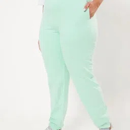 Bewakoof Green Mid Rise Joggers-image-0