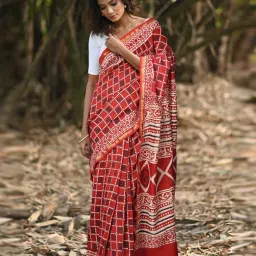 Unnati Silks Red Printed Saree With Unstitched Blouse image 1