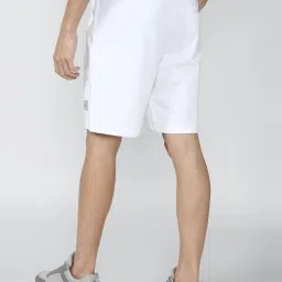 Van Heusen Flex White Regular Fit Printed Shorts image 2