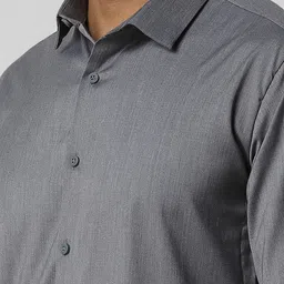 van heusen V Dot Men Spread Collar Solid Casual Shirt image 2